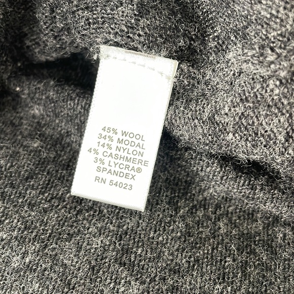 Banana Republic - Picture 7 of 11